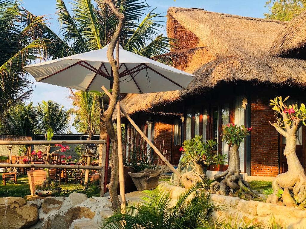 Robinson Beach Nha Trang