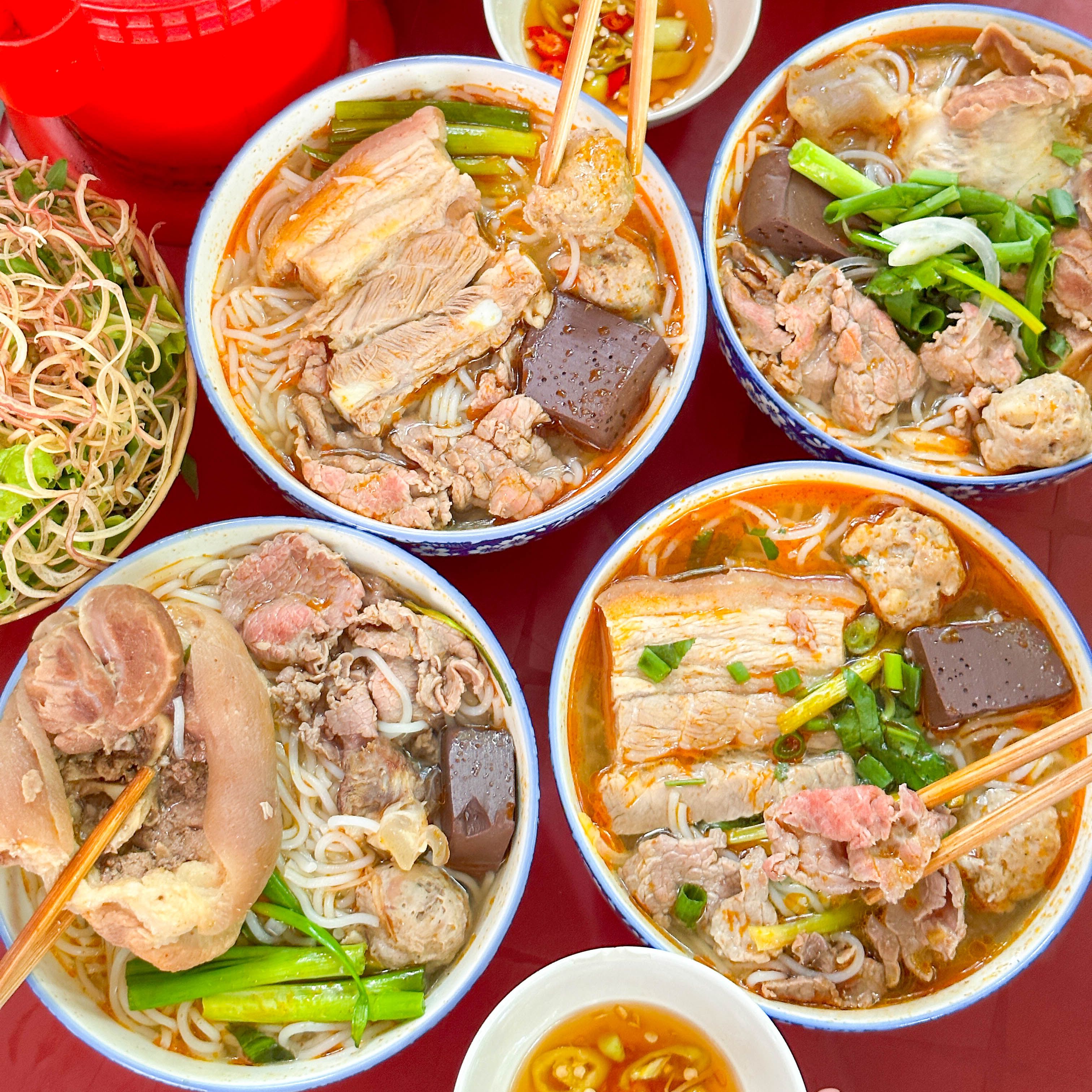 Bát bún khiến người ăn phải xuýt xoa khen ngon