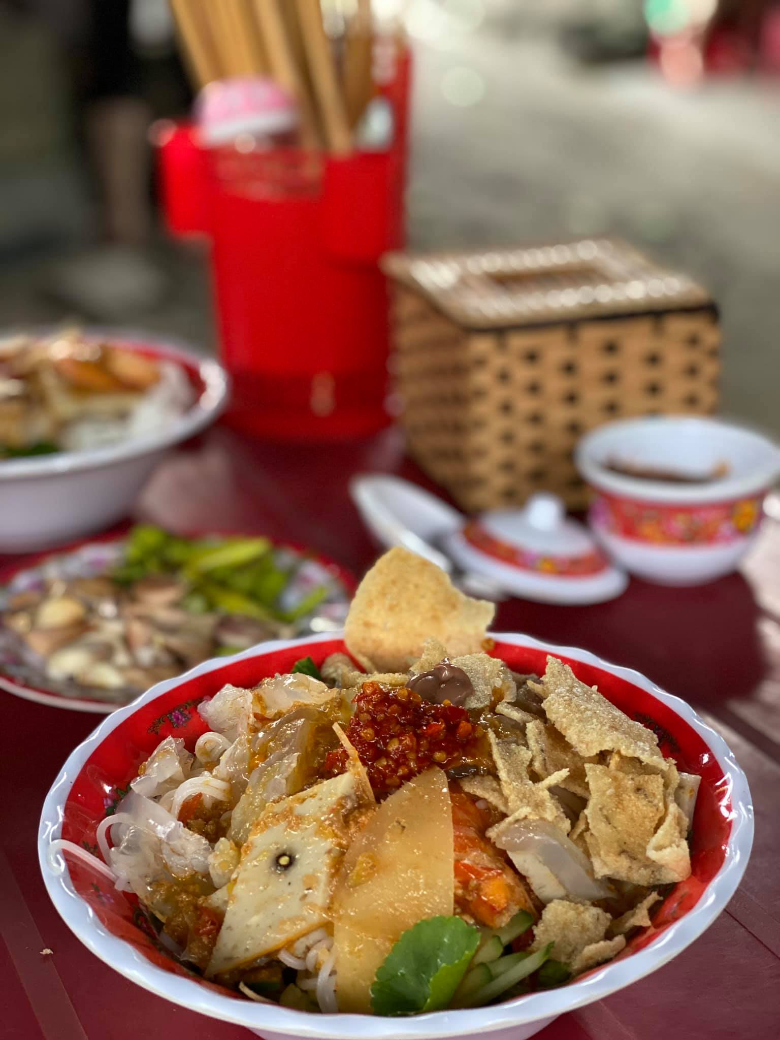 Bún giấm nuốc Gia Hội