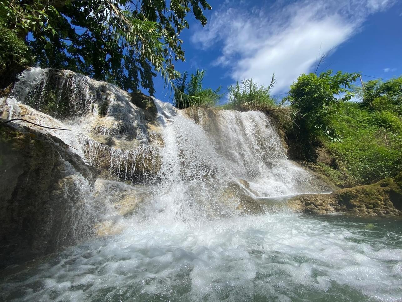 Thác Trăng vào mùa nước đổ