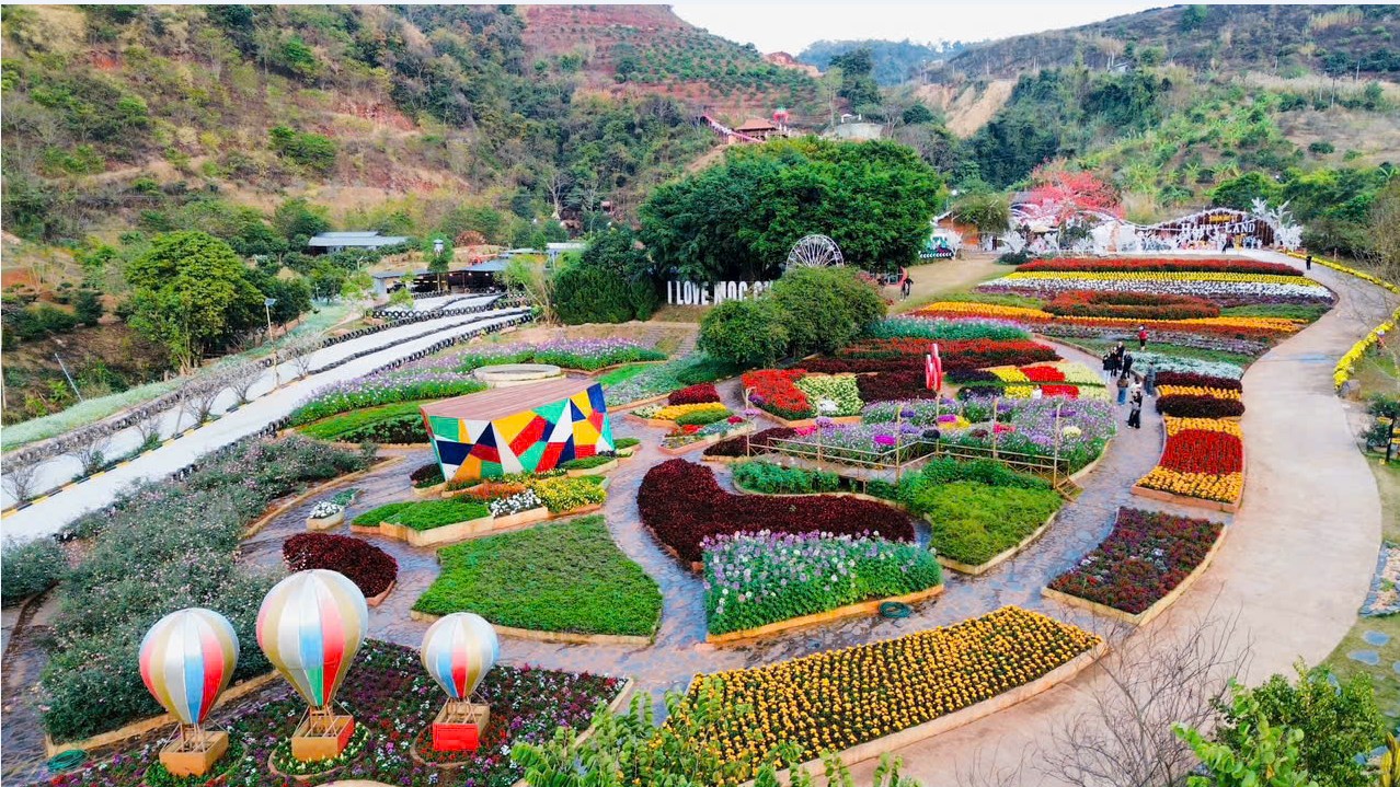 Mộc Châu Happy Land