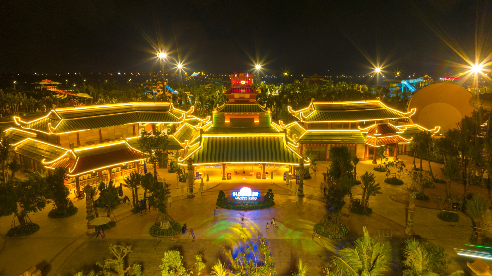 Công viên nước Sun World Hà Nam buổi tối