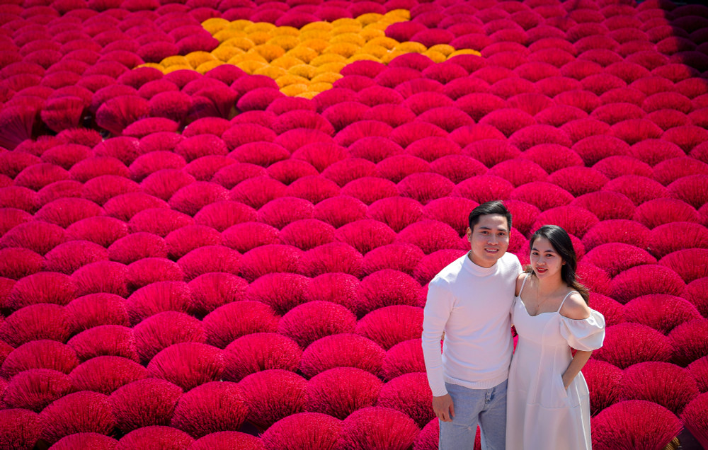 check in tại làng hương Quảng Phú Cầu