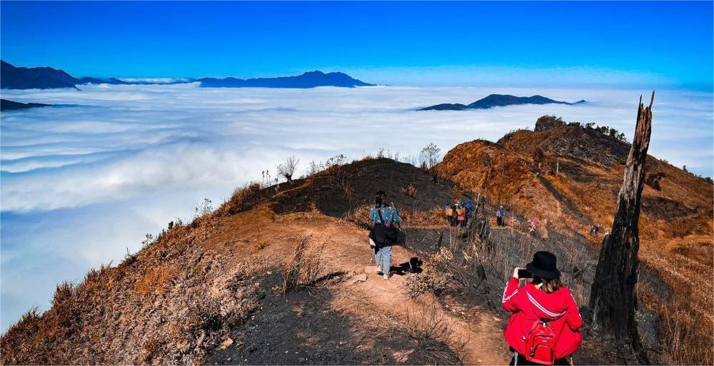 Trekking Lảo Thẩn vào thời gian nào là hợp lý?