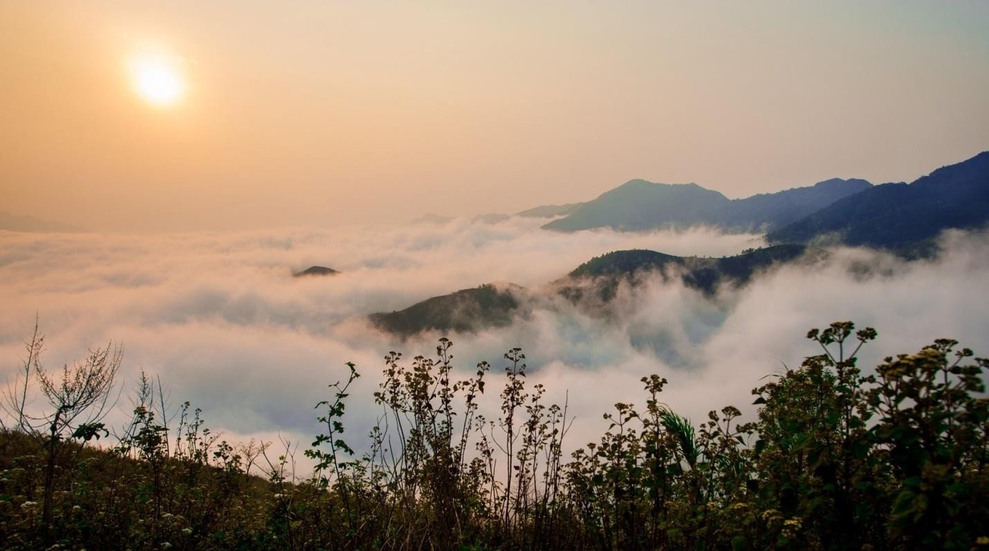 Đỉnh Hồng Ngài Sơn La