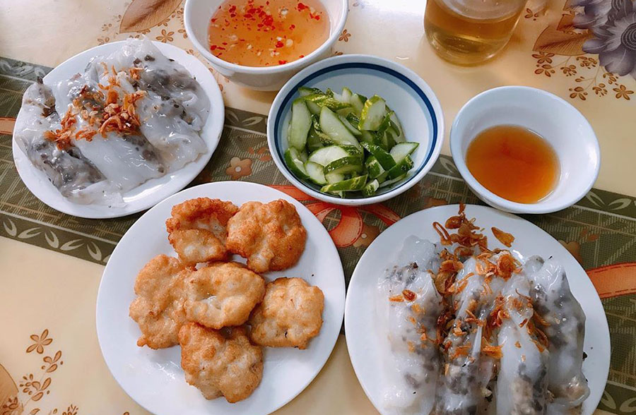 Bánh cuốn chả mực