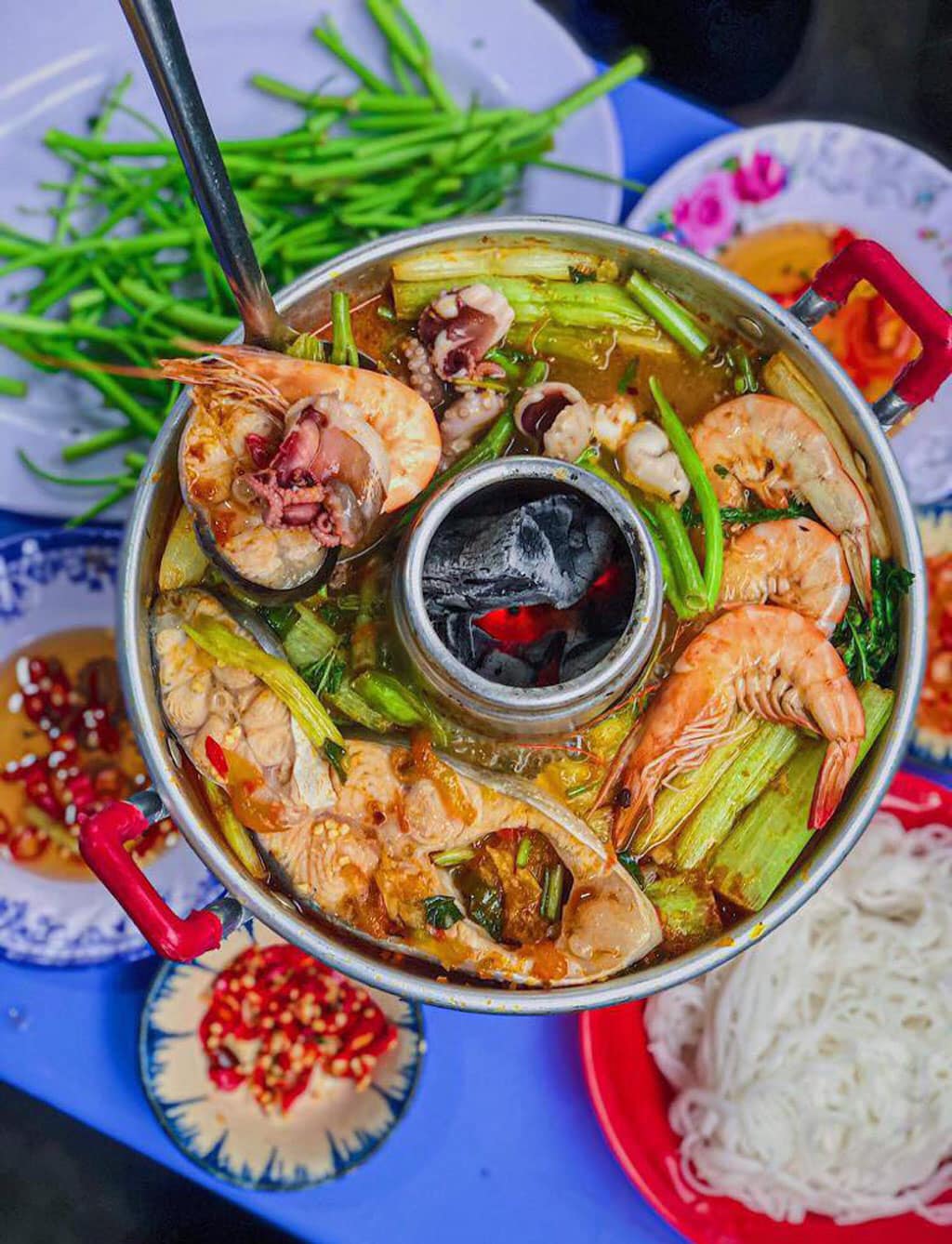 Đặc sản lẩu cù lao của miền Tây sông nước