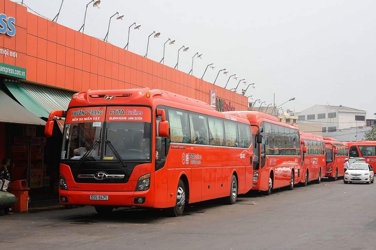 Xe khách đi Tiền Giang