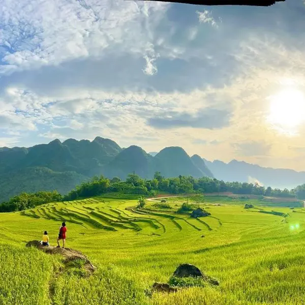 Du lịch Thanh Hóa: Về miền sơn thủy hữu tình với 4 địa điểm du lịch xanh mướt lay động lòng người