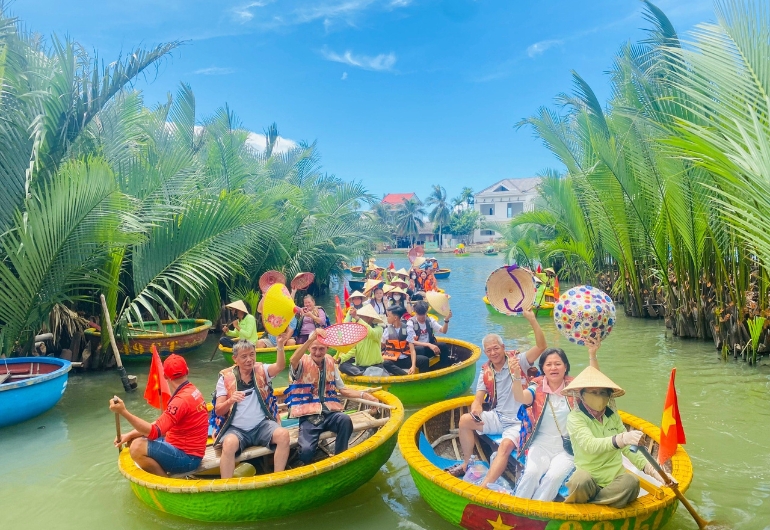 Kinh nghiệm khám phá rừng dừa bảy mẫu