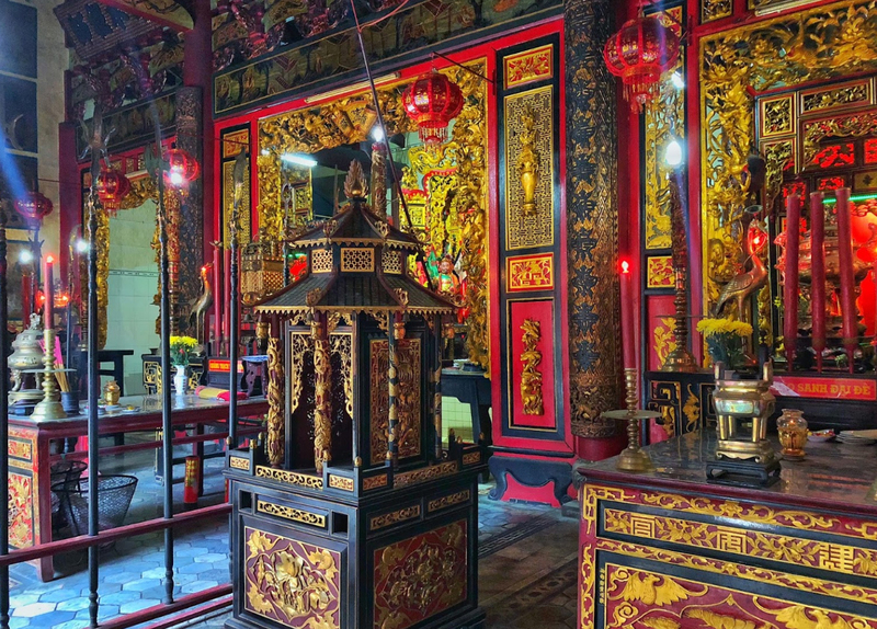 Bên trong Kiến An Cung