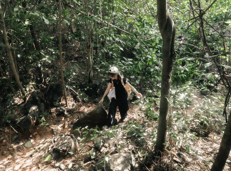 trekking thác Khe Dầu