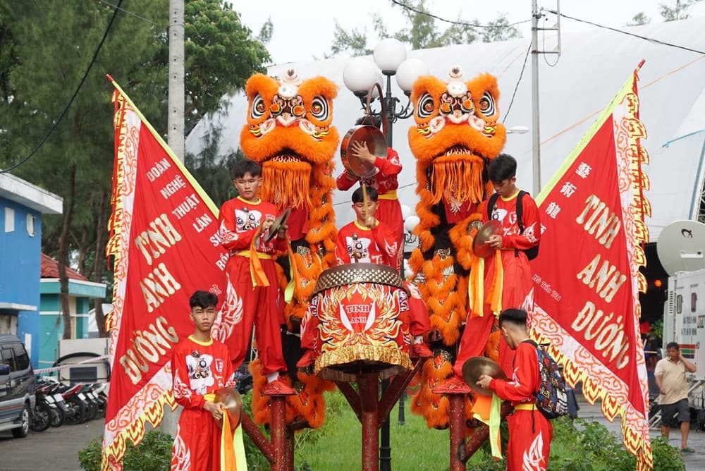Lễ hội Nghinh Ông có gì hấp dẫn?