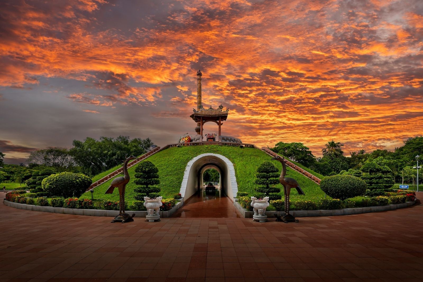 Nên chọn mùa khô để tham quan thành cổ Quảng Trị