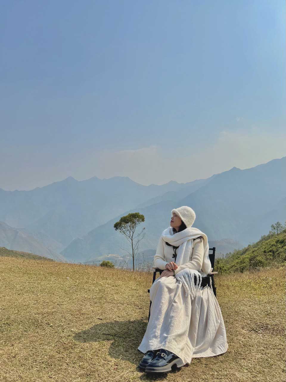 Du khách tại thảo nguyên Tà Xùa