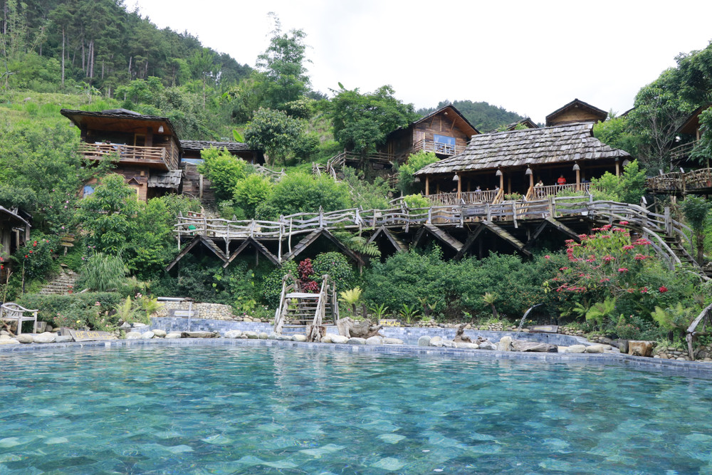 Trải nghiệm tắm khoáng nóng tại Trạm Tấu