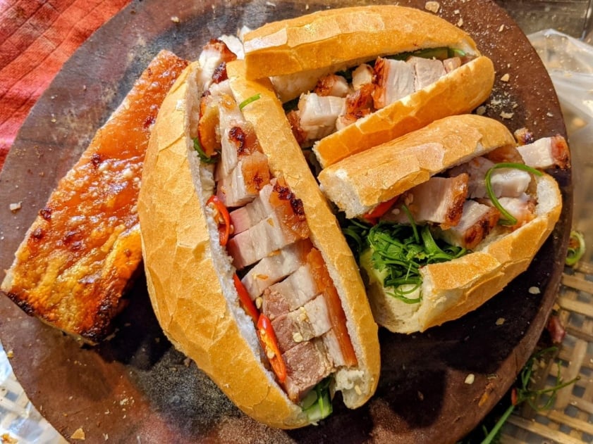 Bánh mì heo quay