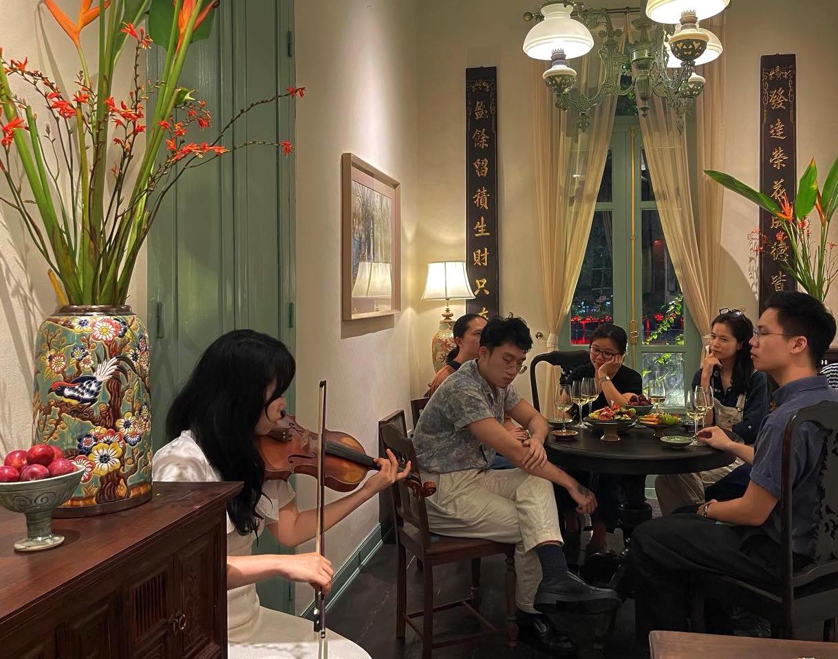 Không gian bữa tối đầm ấm