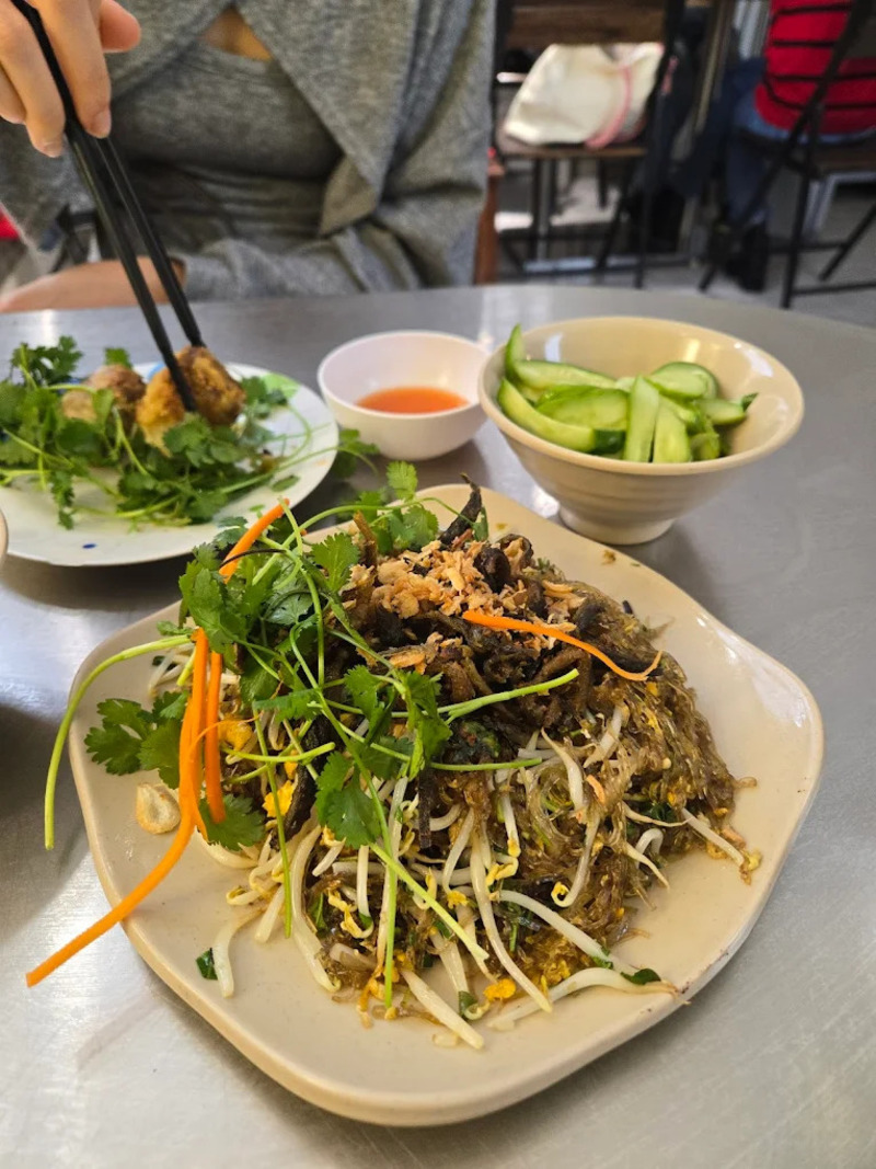 Miến lươn Chân Cầm