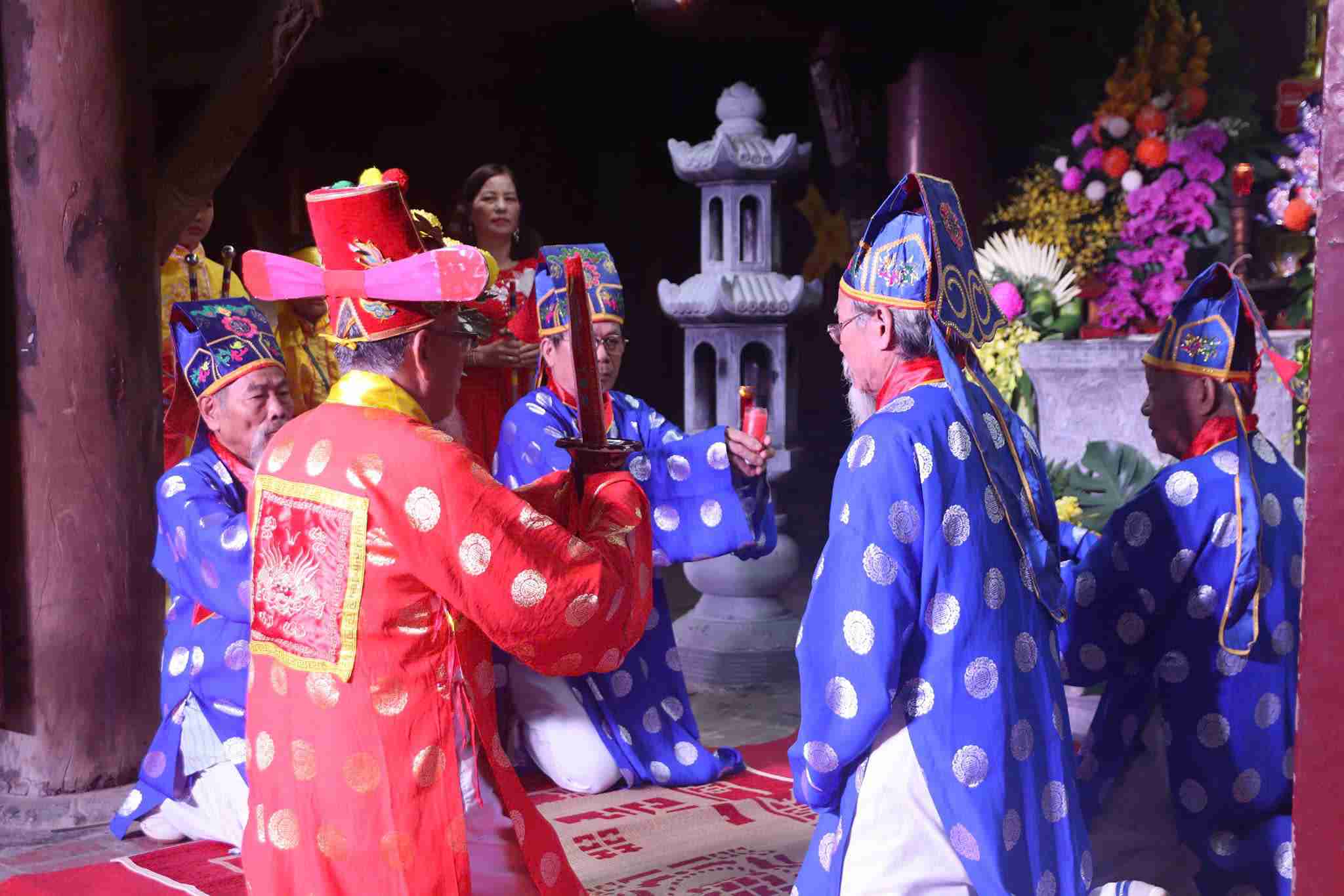 Những giá trị văn hóa truyền thống cần được bảo tồn