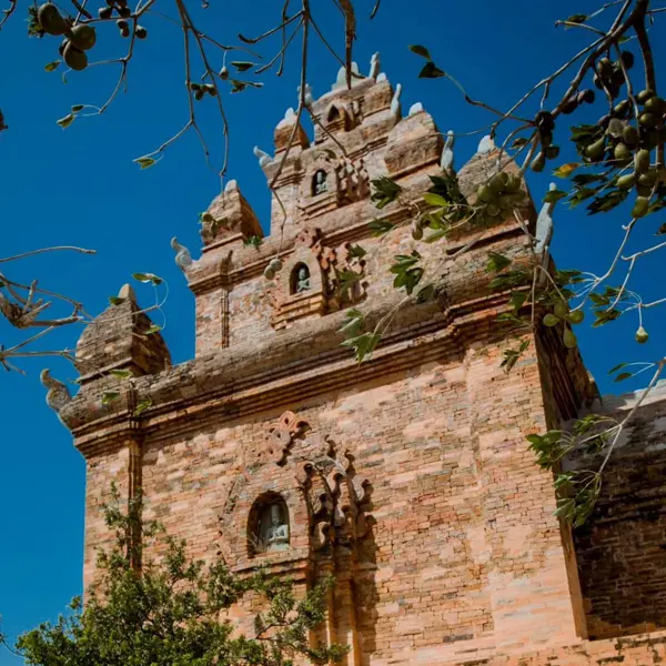 Đền tháp Po Rome - Công trình cổ độc đáo với những giá trị truyền thống quý báu của người Chăm