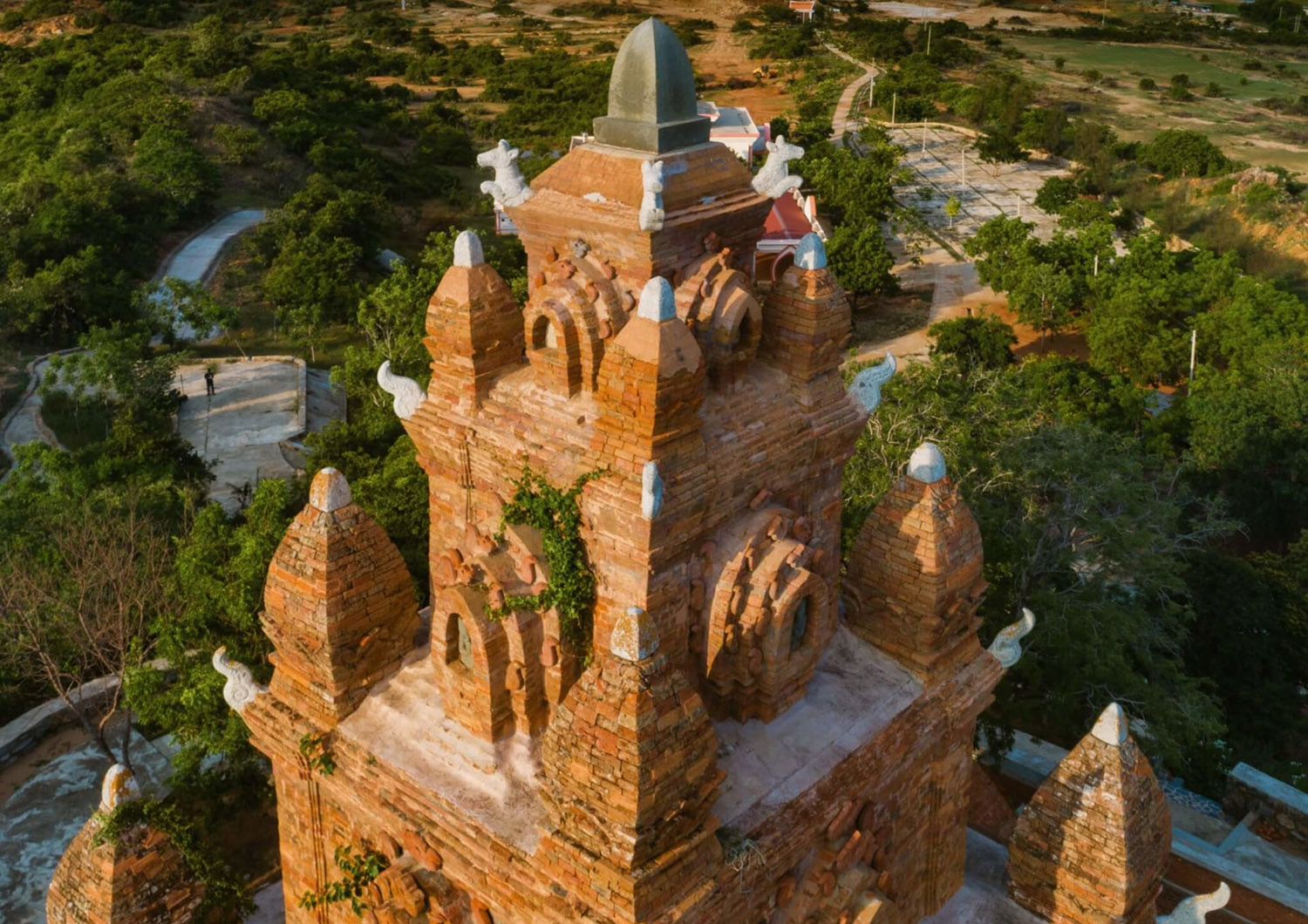 Công trình tháp Po Rome