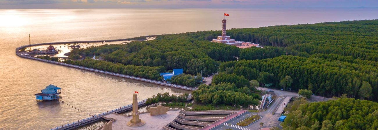 Khu du lịch quốc gia mũi Cà Mau\