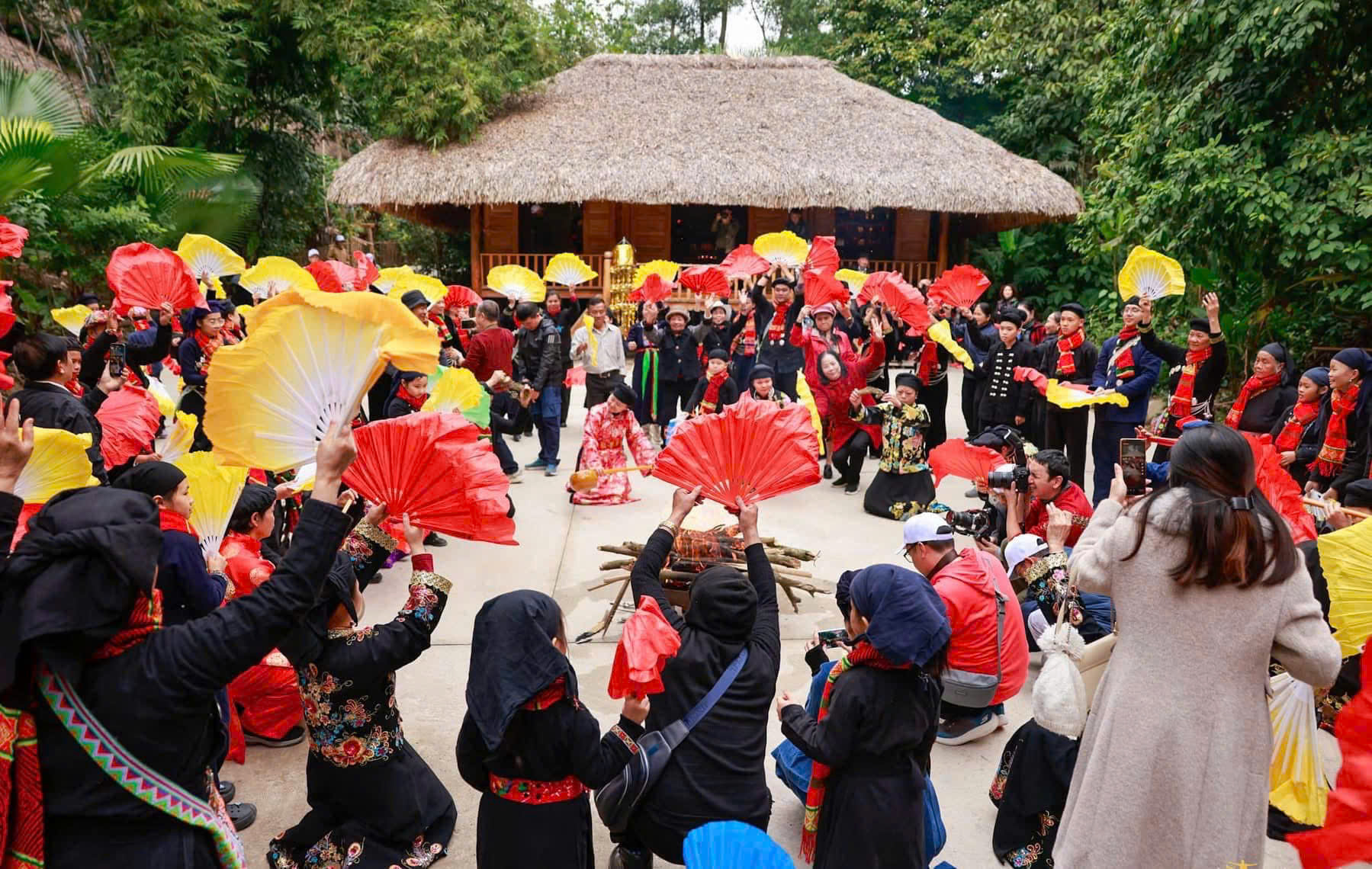 Trải nghiệm các lễ hội tại làng Thái Hải