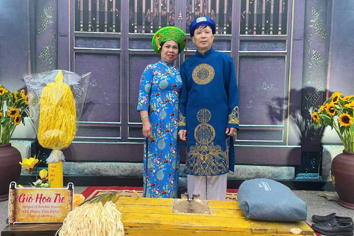 Khách Việt trải nghiệm tại không gian truyền thống ở Lễ hội