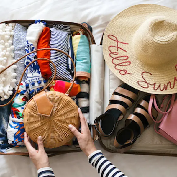 Gợi ý những vật dụng không thể thiếu trong các chuyến du lịch hè