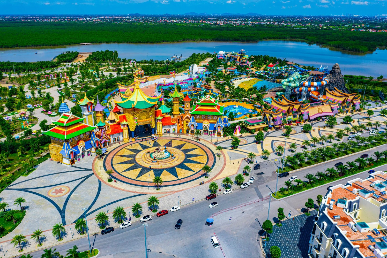 Khu du lịch Quốc tế Đồi Rồng