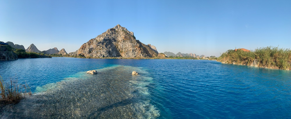 Màu nước tại Tuyệt Tình Cốc Hải Phòng