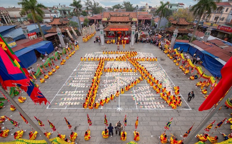 Lễ hội Phủ Dầy