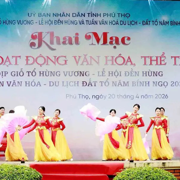 Khai mạc chuỗi hoạt động văn hóa, thể thao lễ hội Đền Hùng