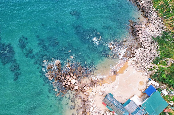 Bãi biển Cẩm Lĩnh Hà Tĩnh