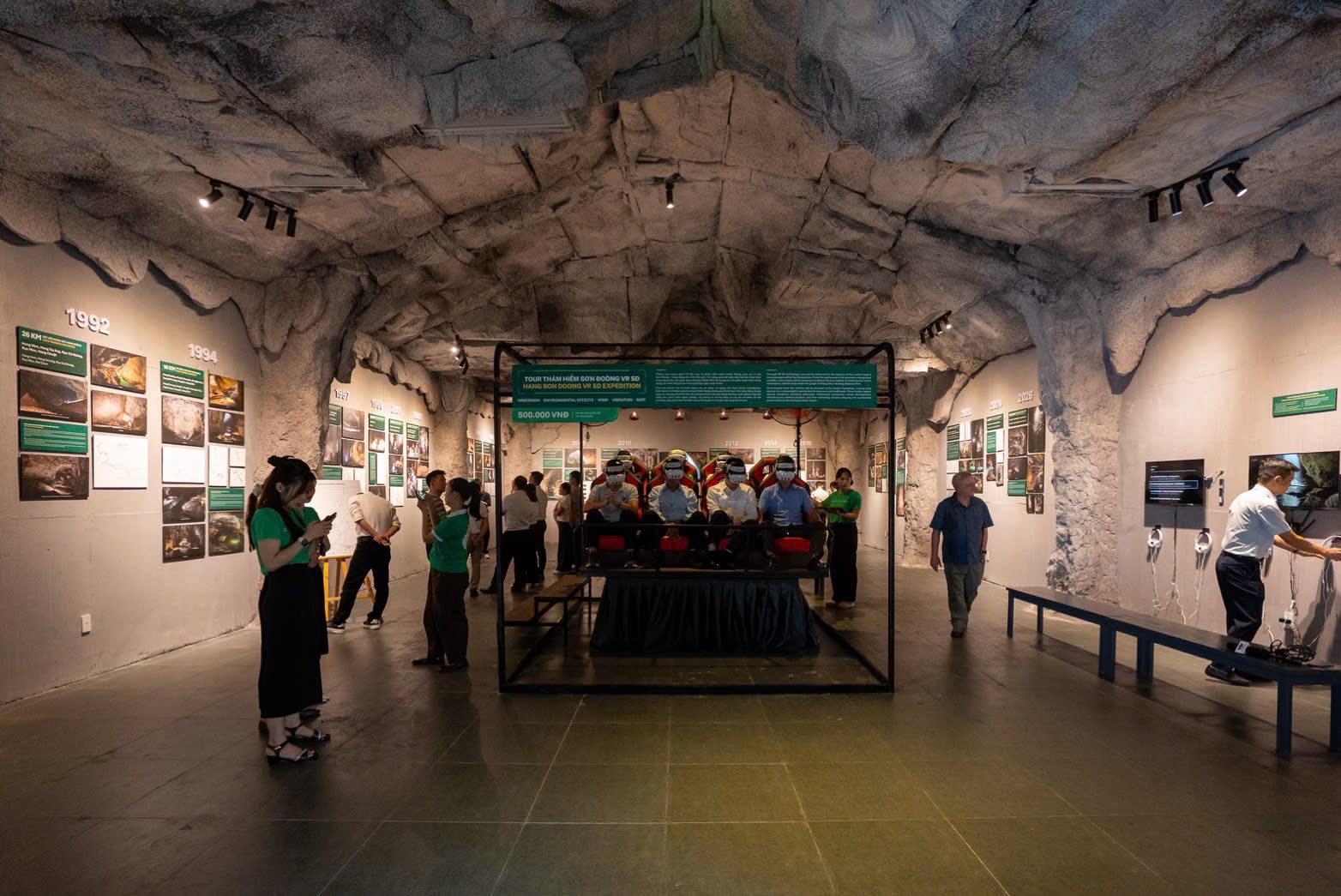Trải nghiệm hang động Sơn Đoòng qua công nghệ thực tế ảo