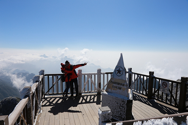 Đỉnh Fansipan của dãy Hoàng Liên Sơn