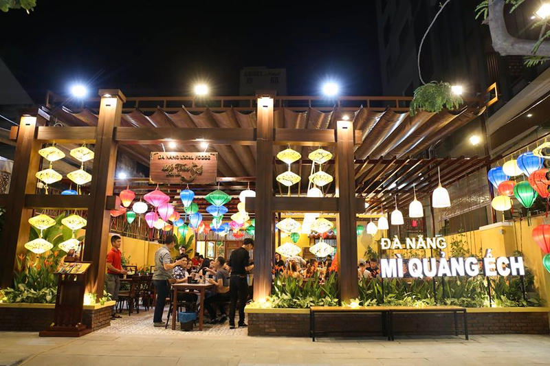 Quán mì Quảng ếch trên đường Ông Ích Khiêm