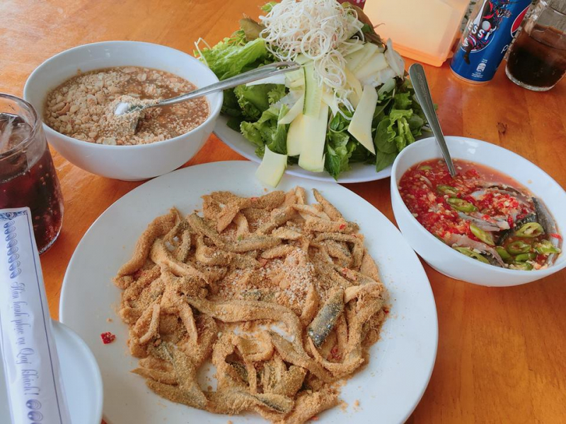 gỏi cá Nam Ô