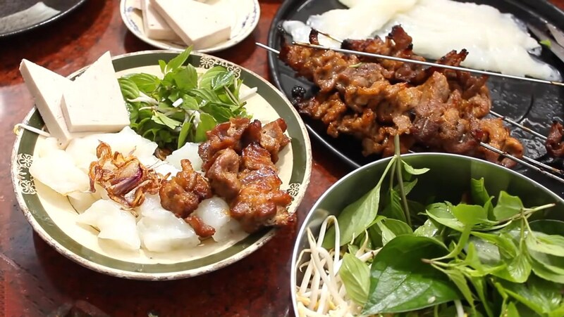 bánh ướt thịt nướng