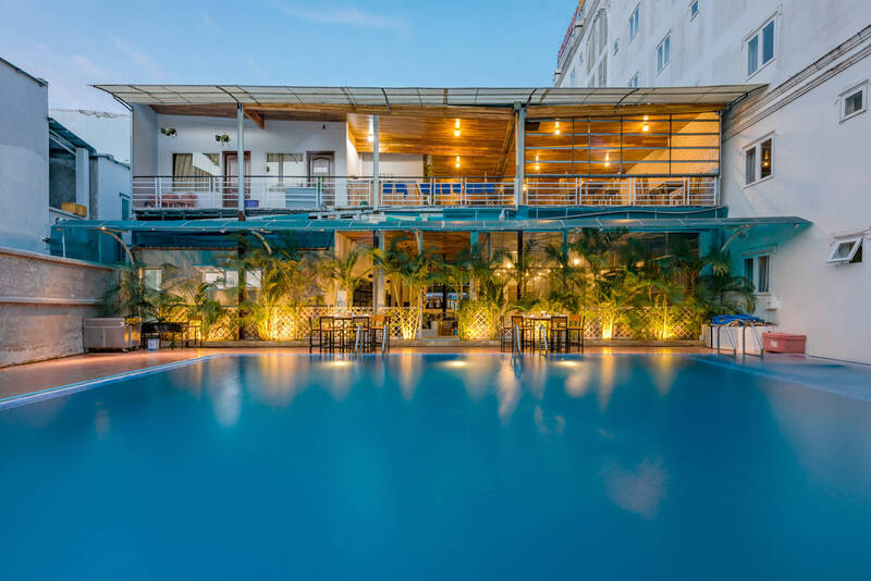 Holiday Hotel