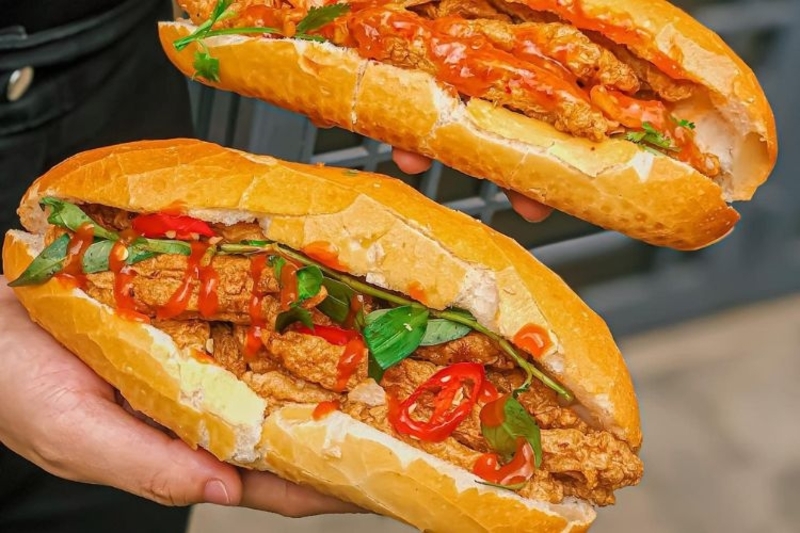 Bánh mì chả cá