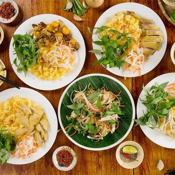 Ăn gì ở Hội An? 5+ món đặc sản phố cổ ngon và địa chỉ thưởng thức cho du khách