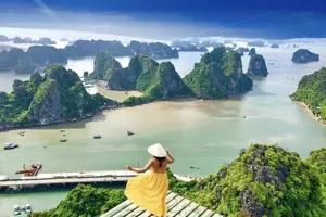 Du lịch Hạ Long- Hành trình khám phá giữa ngàn đảo đá di sản UNESCO 