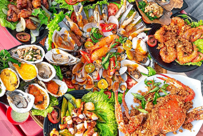 Hải sản tươi sống thơm ngon trên đảo Phú Quý