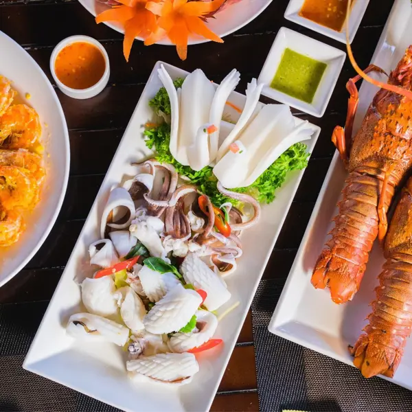Top 7 quán hải sản Hạ Long ngon rẻ được dân bản địa đánh giá cao