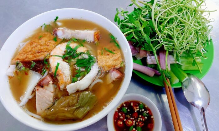Bún mắm chuẩn bị Vũng Tàu