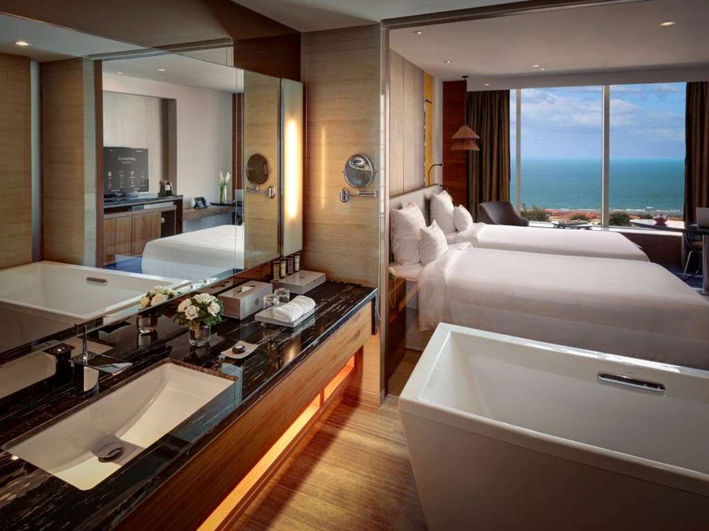 Không gian phòng nghỉ đẳng cấp bên trong Pullman
