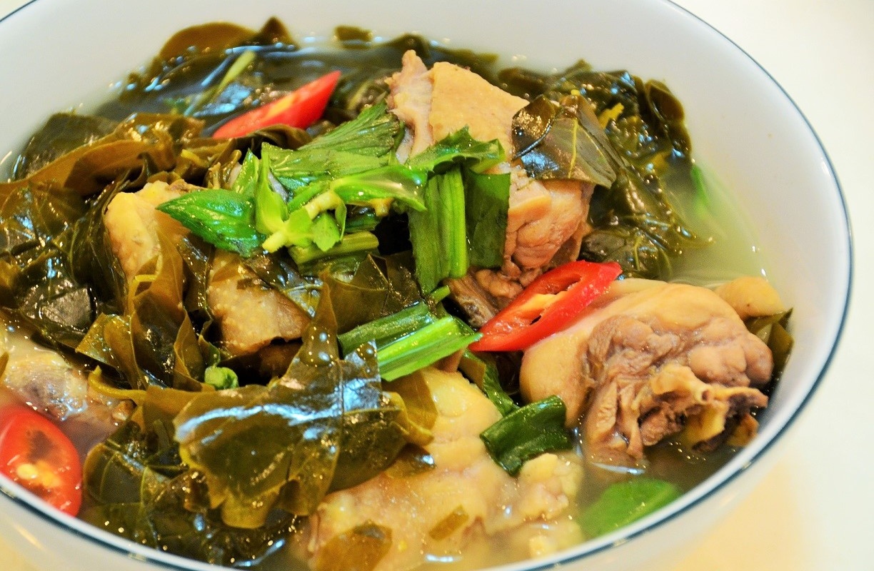 Canh chua lá giang